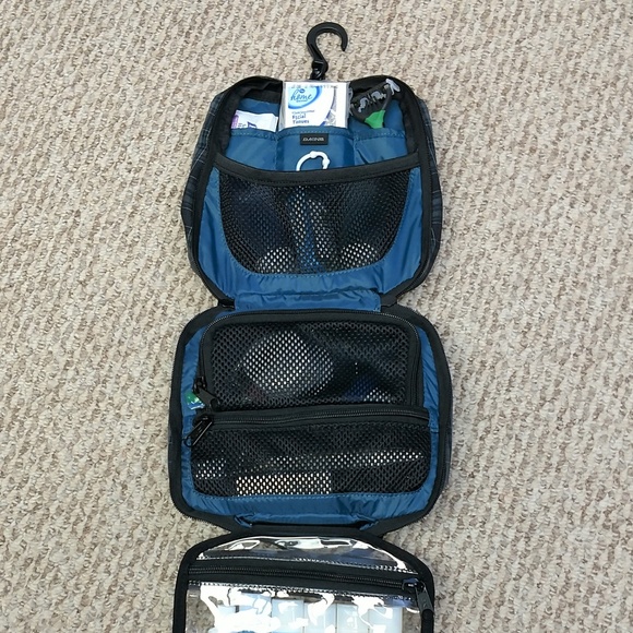 Dakine Bags Dakine Plaid Hanging Travel Shower Kit Poshmark